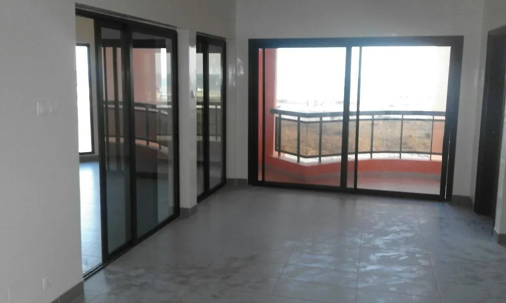 La Maison Orange Willa Dakar 0*,