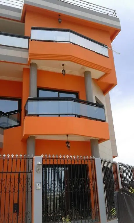 La Maison Orange Willa Dakar Dom wakacyjny