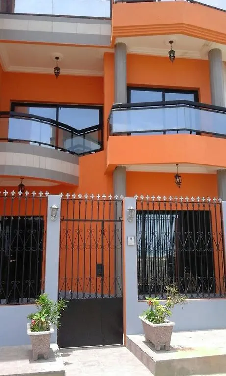 Dom wakacyjny La Maison Orange Willa Dakar