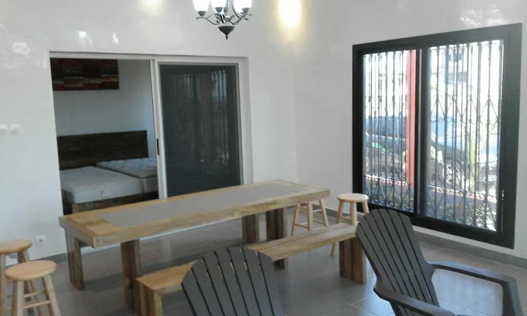 La Maison Orange Willa Dakar 0*,  Senegal