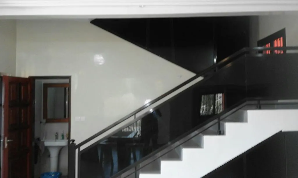 Dom wakacyjny La Maison Orange Willa Dakar Senegal