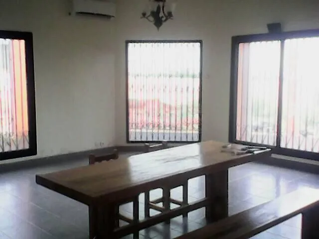 La Maison Orange Willa Dakar 0*,